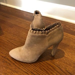 NEW: Banana Republic suede booties